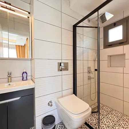 Vila Gunes In Oludeniz, 4 Bedroom, Private Pool *